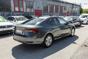 Škoda Octavia Liftback 1.5TSI 110kW M6 Ambition 11/2020 - 4