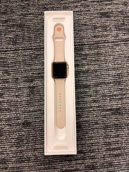 Apple Watch Series 3 Gold Aluminium | 42 mm | 84% batéria - 4