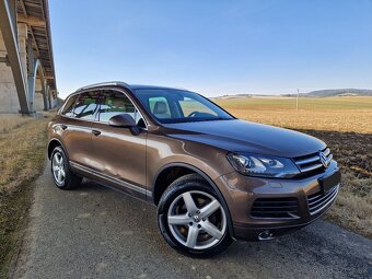 Volkswagen Touareg II 3.0 V6 TDI 240k Bluemotion Technology - 4