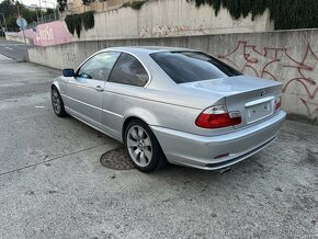 BMW e46 330 Ci - 4