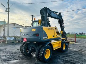 Kolové rypadlo VOLVO EW140B, rototilt Engcon s kleštěmi - 4