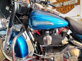 Harley Davidson - 4