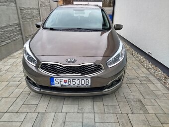 Predám Kia Ceed 1,6 Gdi Platinum 99Kw r.v.07/2018 - 4