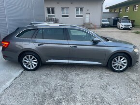 ŠKODA SUPERB 12/2022 COMBI 1.5 Tsi Benzin-Automat 150 Ps - 4