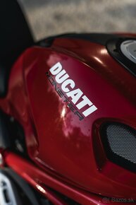 Ducati Monster 1100 - 4