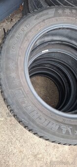 Zimne pneu 195/65R16 mischelin - 4