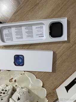 Apple Watch 9 - 4