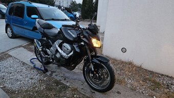 Predám Kawasaki Z750 - 4