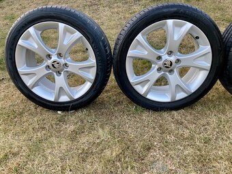 Letná sada org ŠKODA 5x112 R17 7J ET54 225/45 R17 - 4