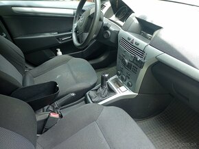 Opel Astra  1.7cdti /2010. - 4