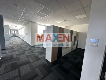 Prenájom: MAXEN, Administratívny priestor 660 m2 , 3. posc - 4