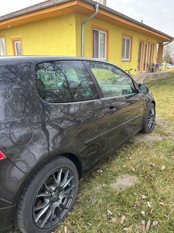 Volkswagen Golf V 2.0 TDI 4Motion - 4