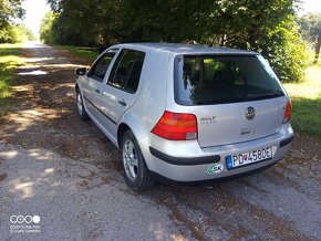 VW Golf 1.6i - 4