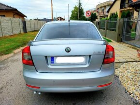 Škoda Octavia II FACELIFT 1,9TDI 77KW ELEGANCE - 4