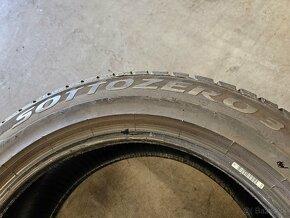 225/55R17 - 4