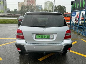 ► MERCEDES BENZ GLK 280 4x4 - 170 kW- PARK. SENZORY, TAŽNÉ - 4