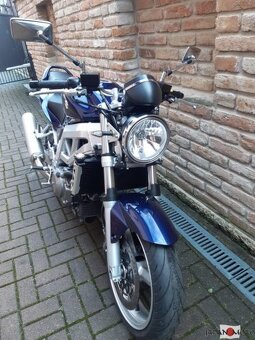 Suzuki SV1000 - 4