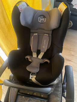 Cybex sirona i-Size - otočná autosedačka - 4