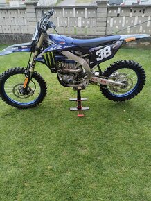 YAMAHA YZF 450 - 4