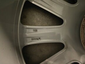 Mercedes 275/50 R20 zimné pneumatiky na diskoch - 4