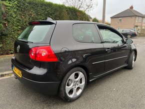 Dovoz gb Volkswagen Golf 2.0Bendzin GTI - 4