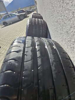 225/40 r18 - 4