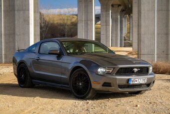 Ford Mustang 3.7 automat - 4