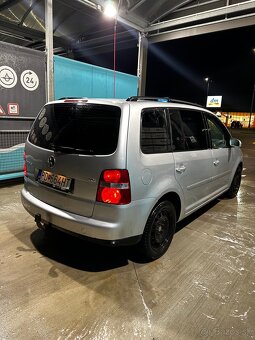 Volkswagen Touran 1.9TDI 7miestny - 4