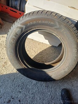 Zimné pneumatiky. 255/65 R17 - 4