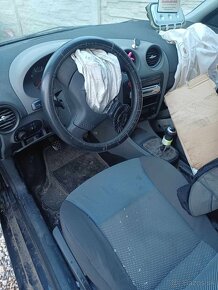 Rozpredam Seat Ibiza 1.4 16v 55kw BKY - 4