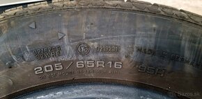 205/65r16 Goodyear Ultragrip 8 - 4