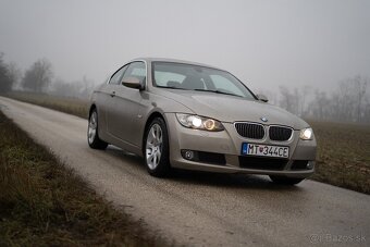 BMW E92 330i - 4