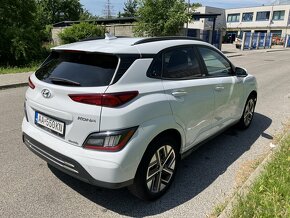 HYUNDAI KONA Electric 150 kW 64 kWh - 4