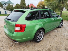 ŠKODA OCTAVIA COMBI RS 2.0TSI - 4