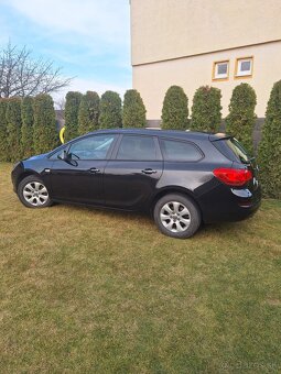 Opel Astra J 2015  1,6TDCi 100kw ( combi) - 4