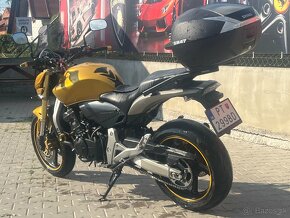 Honda Hornet 600 - 4