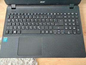 ntb Acer aspire ES1/ 4-jadrový procesor / 8gb ram /240gb ssd - 4