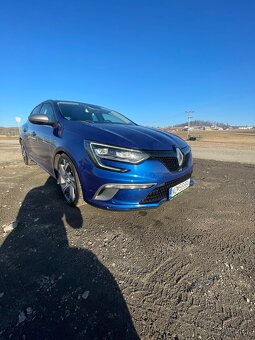 Renault Megane IV GT 205 EDC - 4