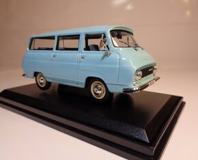 Abrex model 1/43 Škoda 1203 mikrobus - 4