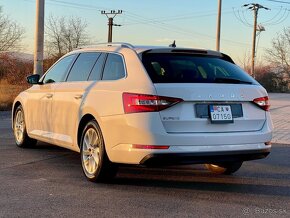 Škoda Superb Combi 3 Facelift 2.0 TDI DSG 110kW°ODPOČET DPH° - 4