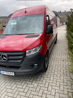 Mercedes -Benz Sprinter - 4