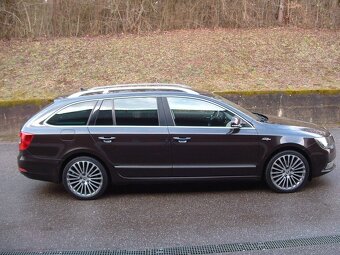 Skoda Superb 2.0TDI 125KW Laurin & Klement DSG - 4