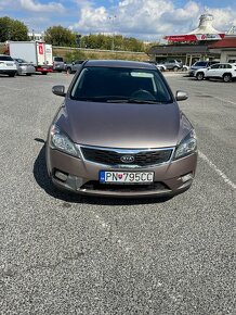 Kia Ceed 1.6crdi - 4