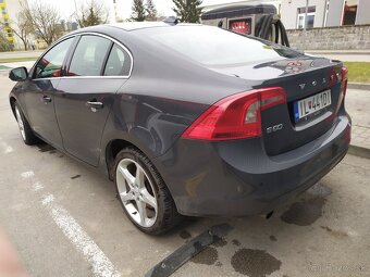 Predám Volvo S60 2.0 D3 - 4