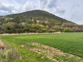 Pozemok - Veľký Šariš 1037m2 - 4