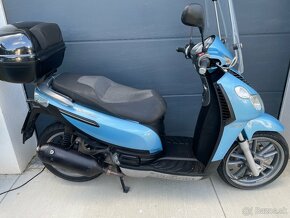 Piaggio Carnaby 200es - 4