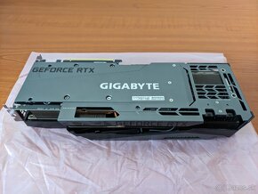 GIGABYTE GeForce RTX 3080 GAMING OC 12GB - 4