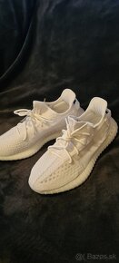 Yeezy Boost 350 V2 BONE 44⅔ - 4