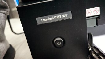 HP LaserJet M1132mfp - 4