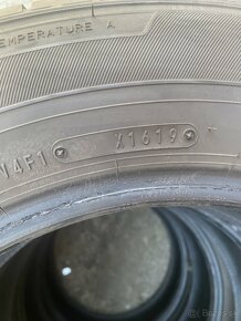 215/60 r16 dunlop - 4